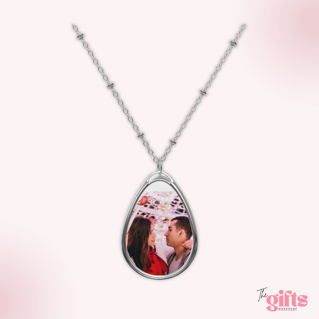 Teardrop pendant necklace with festive photo
